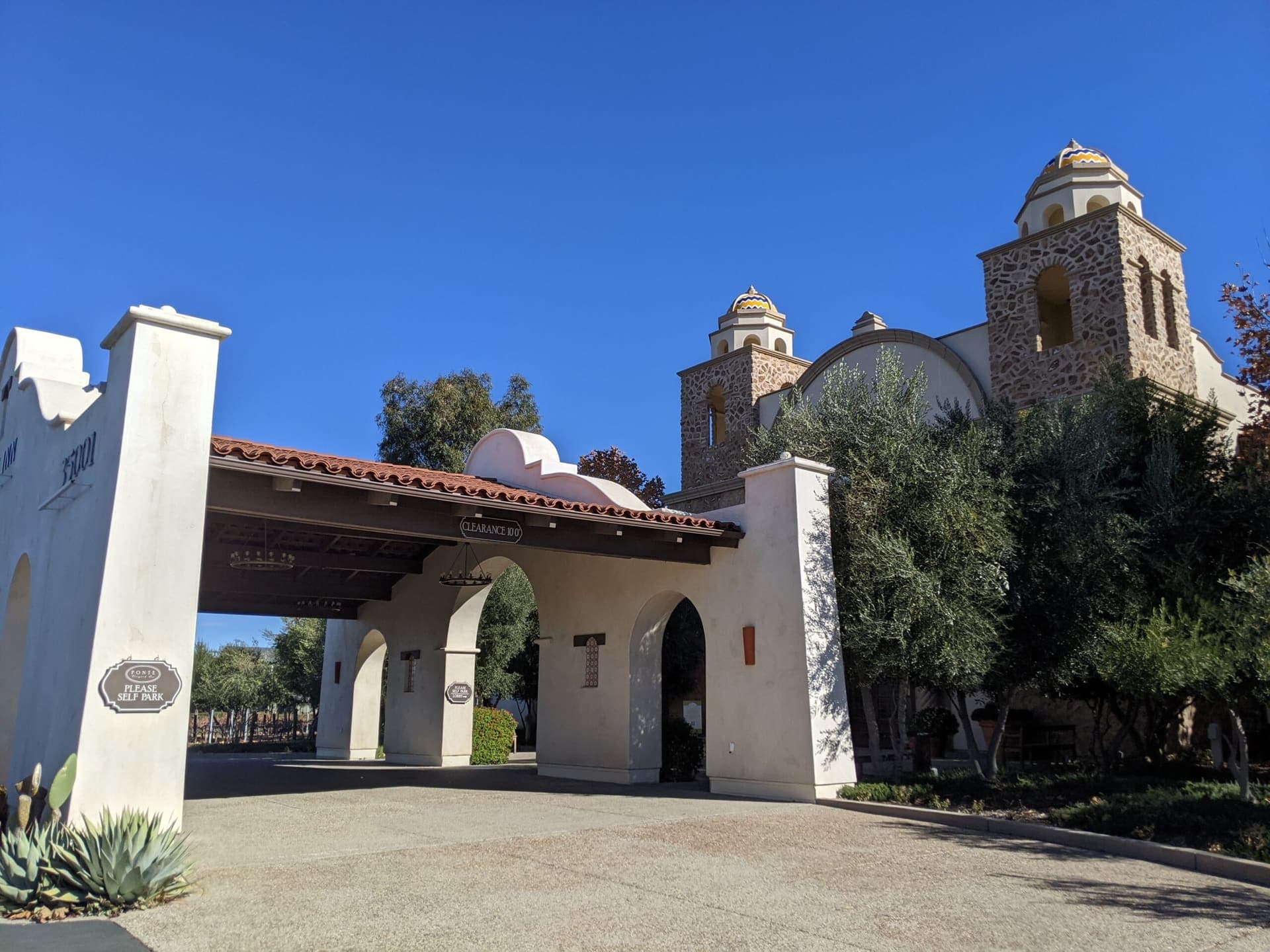 Ponte Vineyard Inn among the Temecula vineyards